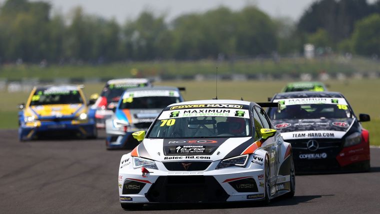 Oulton Park Welcomes a Record Grid for Goodyear TCT / TCR UK