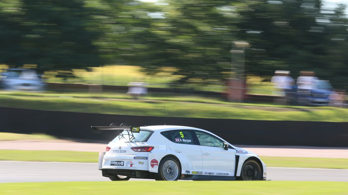 Morgan sets the pace in Free Practice at Donington Decider