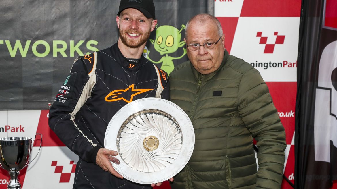 Tom Walker Trophy becomes round-by-round award for 2022 TCR UK season