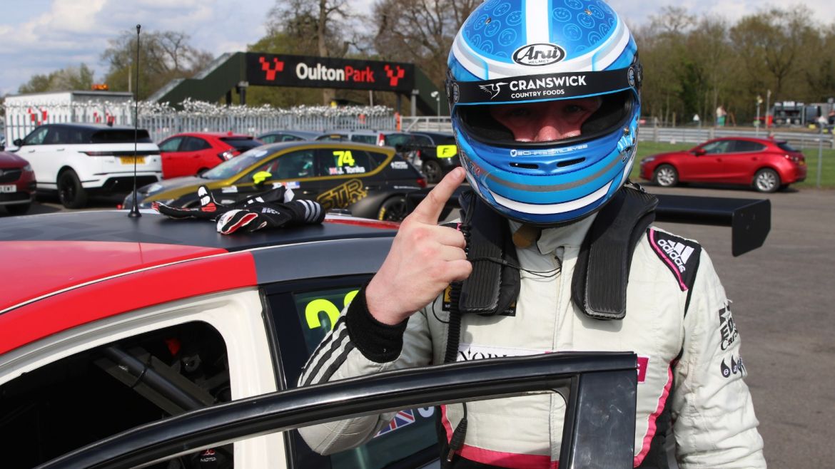 Smiley secures first TCR UK pole position of the season