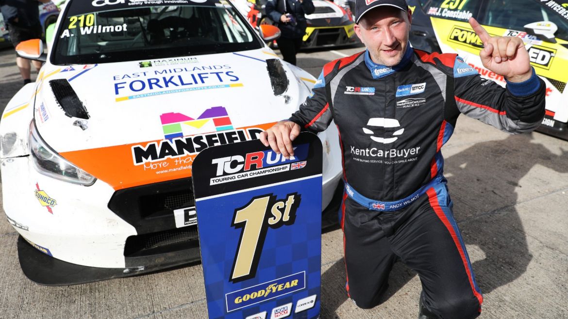 Wilmot claims his maiden TCR UK victory in nail-biting race two thriller