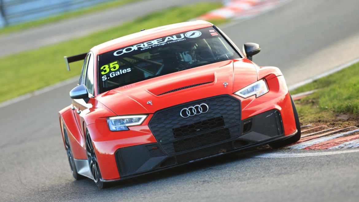 Steve Gales stays with MPHR for second season of TCR UK