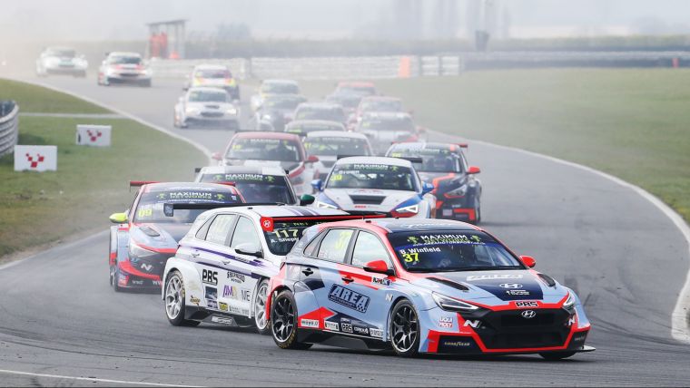 TCR UK Drivers make progress in the TCR World Ranking after Snetterton thriller
