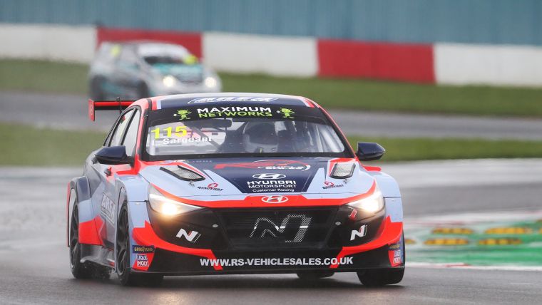 Sargeant preparing for TCR UK debut as the Elantra returns for Oulton Park