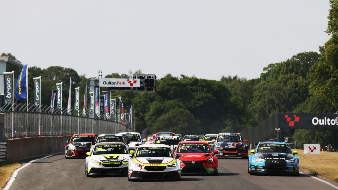Winfield and Boardley top of the TCR UK tree at leafy Oulton Park