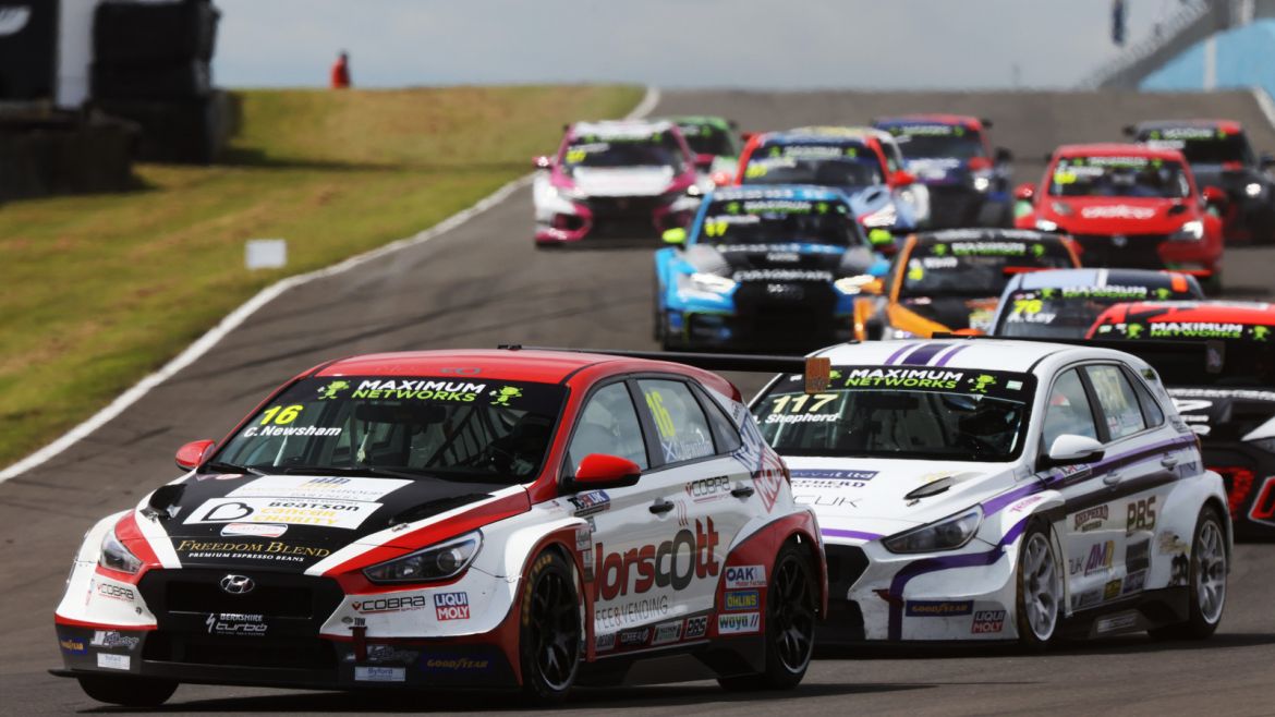 TCR UK travels to the home of British Motorsport for Silverstone Scorcher