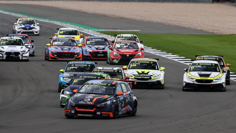 TCR UK set for hot weekend action at Donington Park