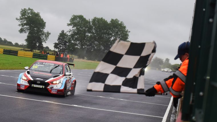 Newsham tames the rain to lead the way at Croft