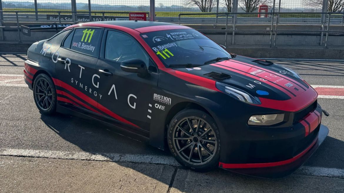Ryan Bensley and Motion Motorsport set for TCR UK Return