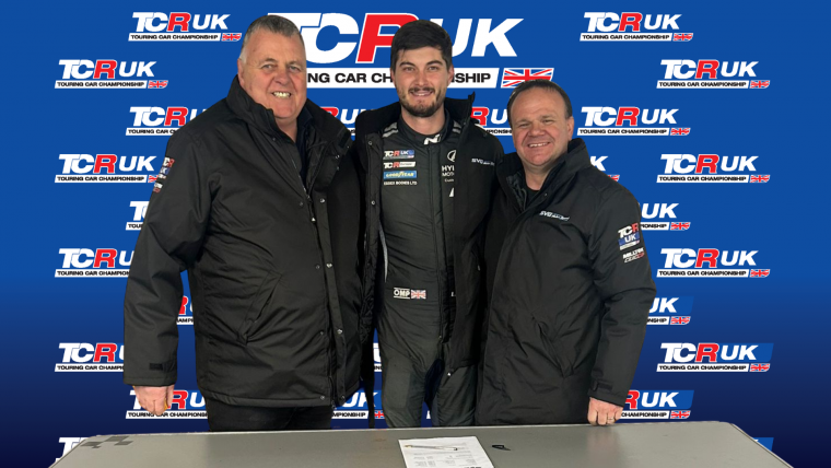 Two-time champion Lewis Kent locks in TCR UK return for 2026