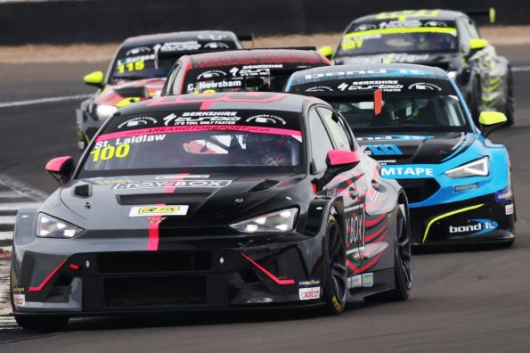 Laidlaw and Newsham lead the way during Silverstone thriller