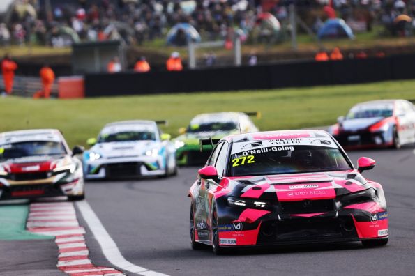 Records are broken as O’Neill-Going leads the way after dramatic 2026 season opener at Brands Hatch