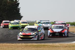 TCR UK Title Race Set for Major Test at Donington Park National weekend